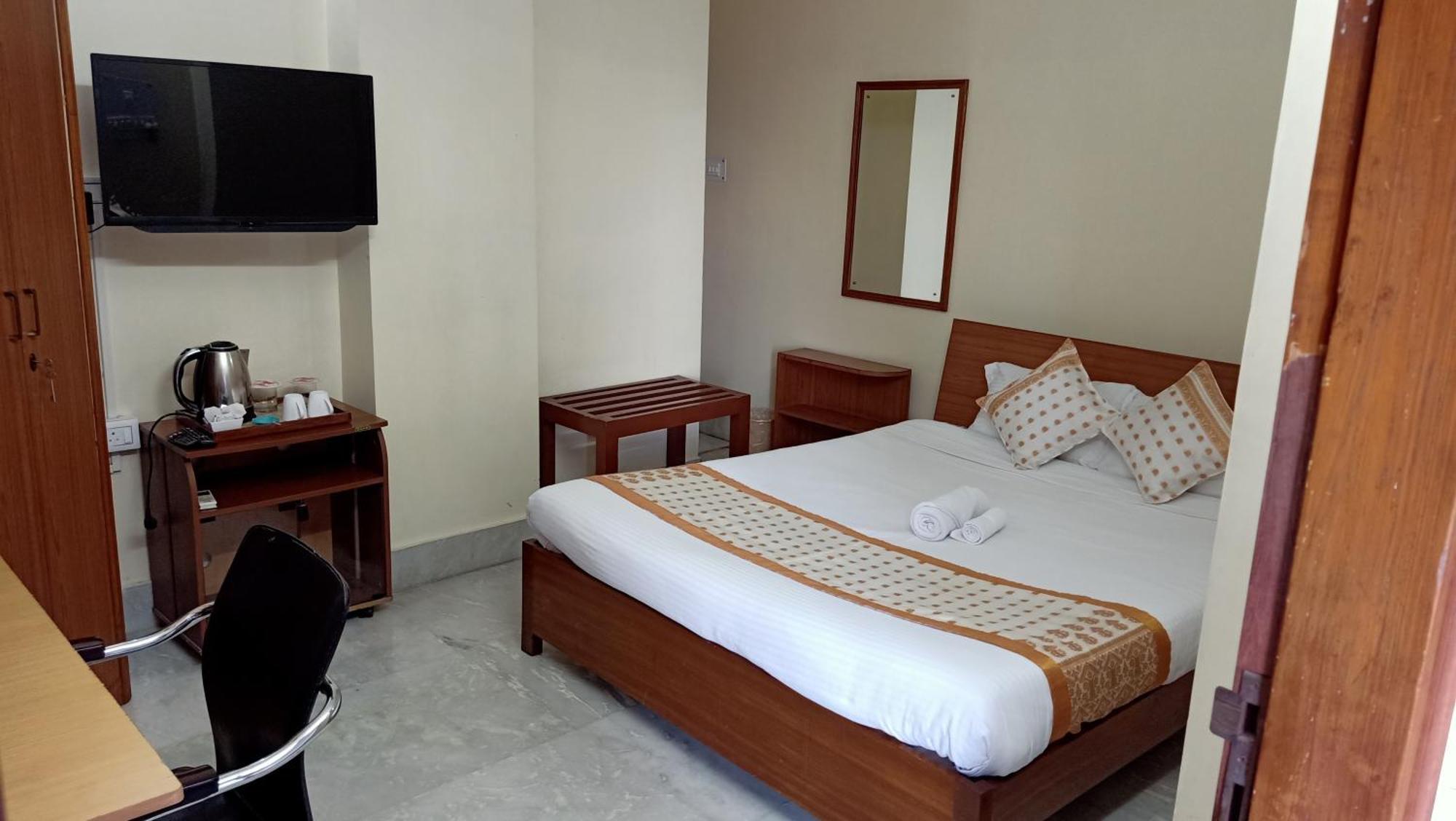 River Breeze Home A Comfort Stay Guwahati Exterior photo