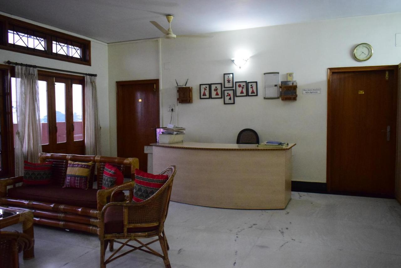 River Breeze Home A Comfort Stay Guwahati Exterior photo